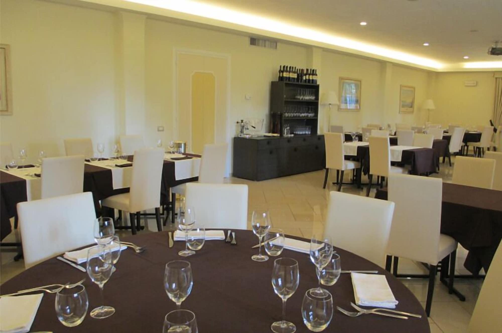 Park Hotel Villamaria Albano Laziale Eksteriør billede